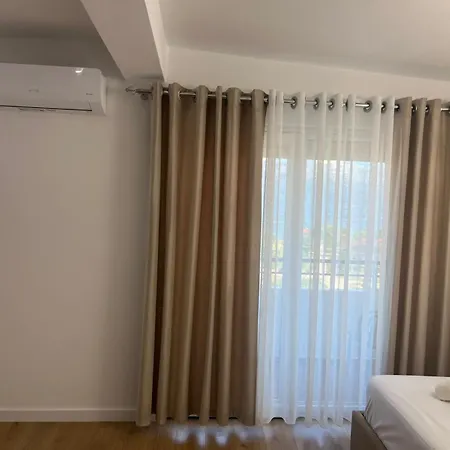Glauk Pensión Memlishte